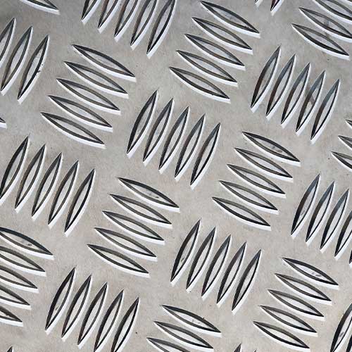 Chequered Aluminium - Full Sheets 8'x4' and 2m x 1m