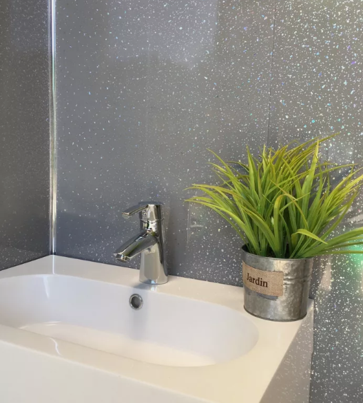 Pack of 10 Shower Panels