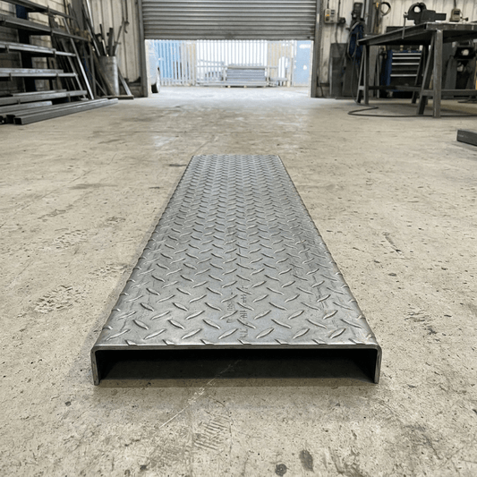 Durbar Stair Treads – Mild Steel Pattern 1 Anti-Slip Checker Plate S275 - Rackerman