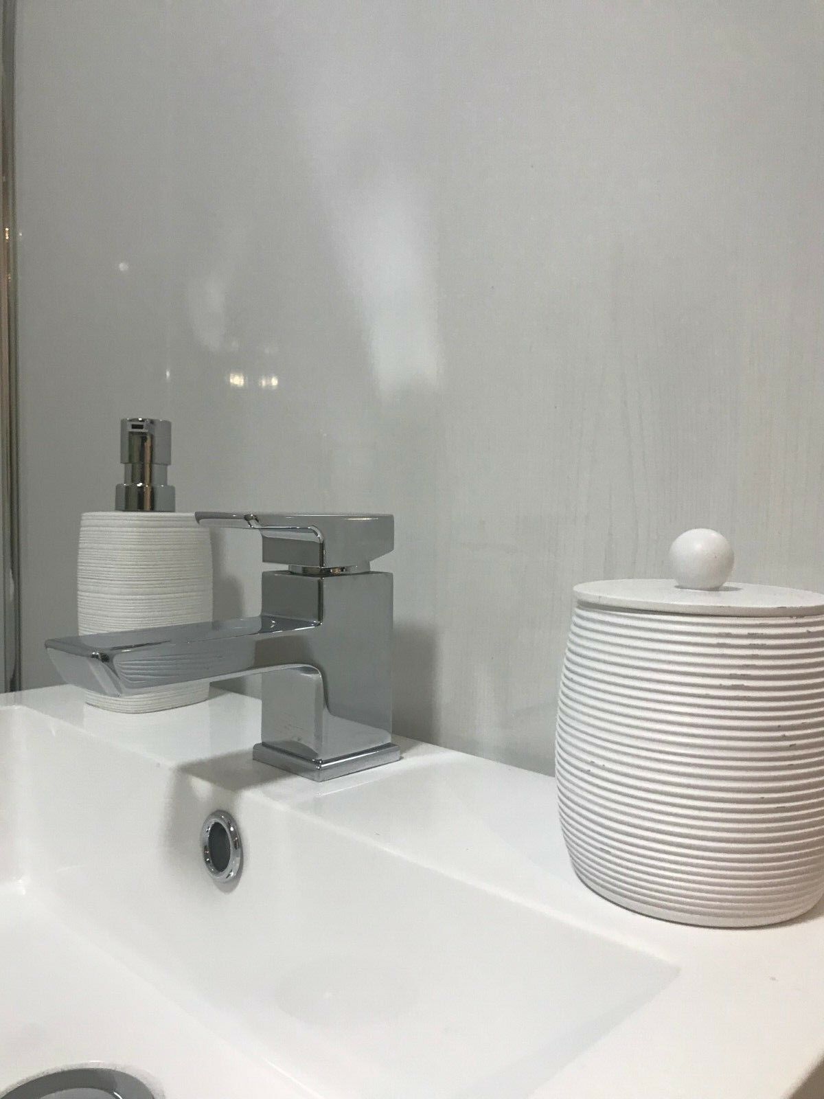 Pack of 10 Shower Panels