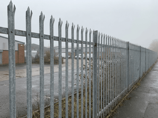 Palisade Fencing Cost UK 2026: How Much Per Metre? - Rackerman