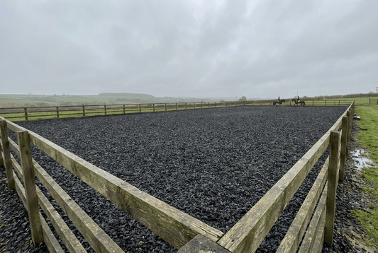 Rubber Chippings for Horses: Arenas, Paddocks & Muddy Gateways - Rackerman