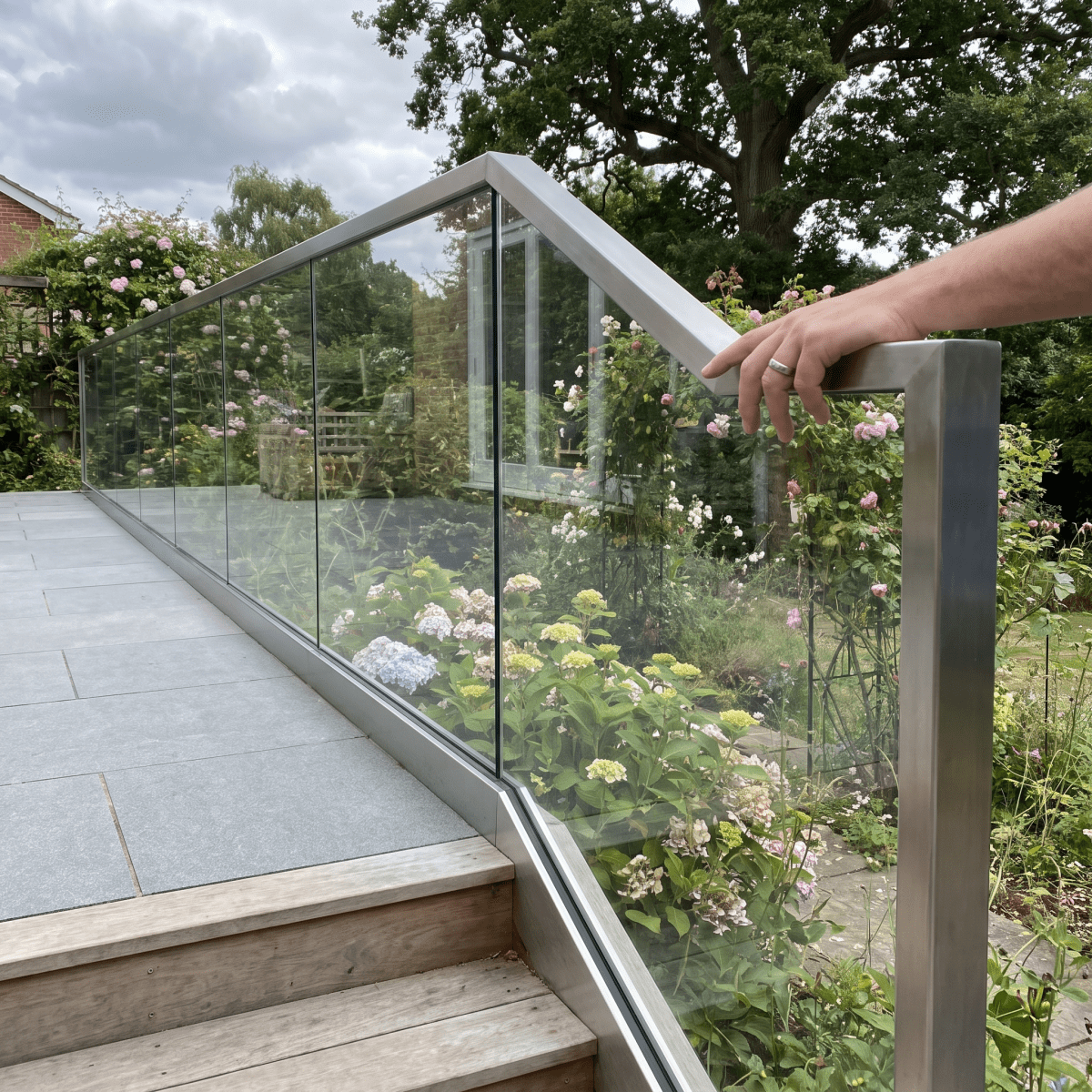 12mm Toughened Glass Panels - Balustrade Infill - 1087mm High - Rackerman