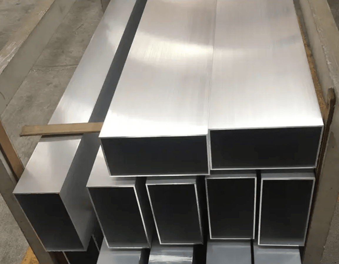 6063 T6 aluminium box section and rectangular section 5m - product hero