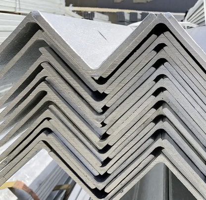 Galvanised Steel Angles – 6 m Lengths