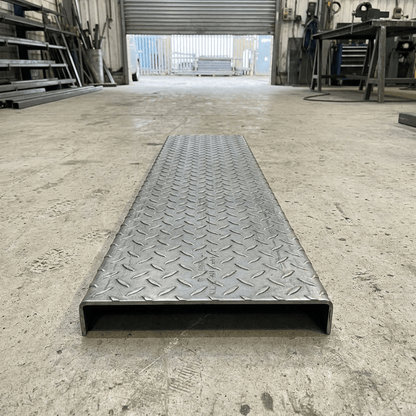 Durbar Stair Treads – Mild Steel Pattern 1 Anti-Slip Checker Plate S275 - Rackerman