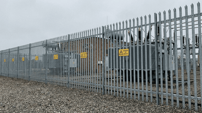 2.75m palisade bay kit contents diagram: 17 pales, 2 rails, post and fittings