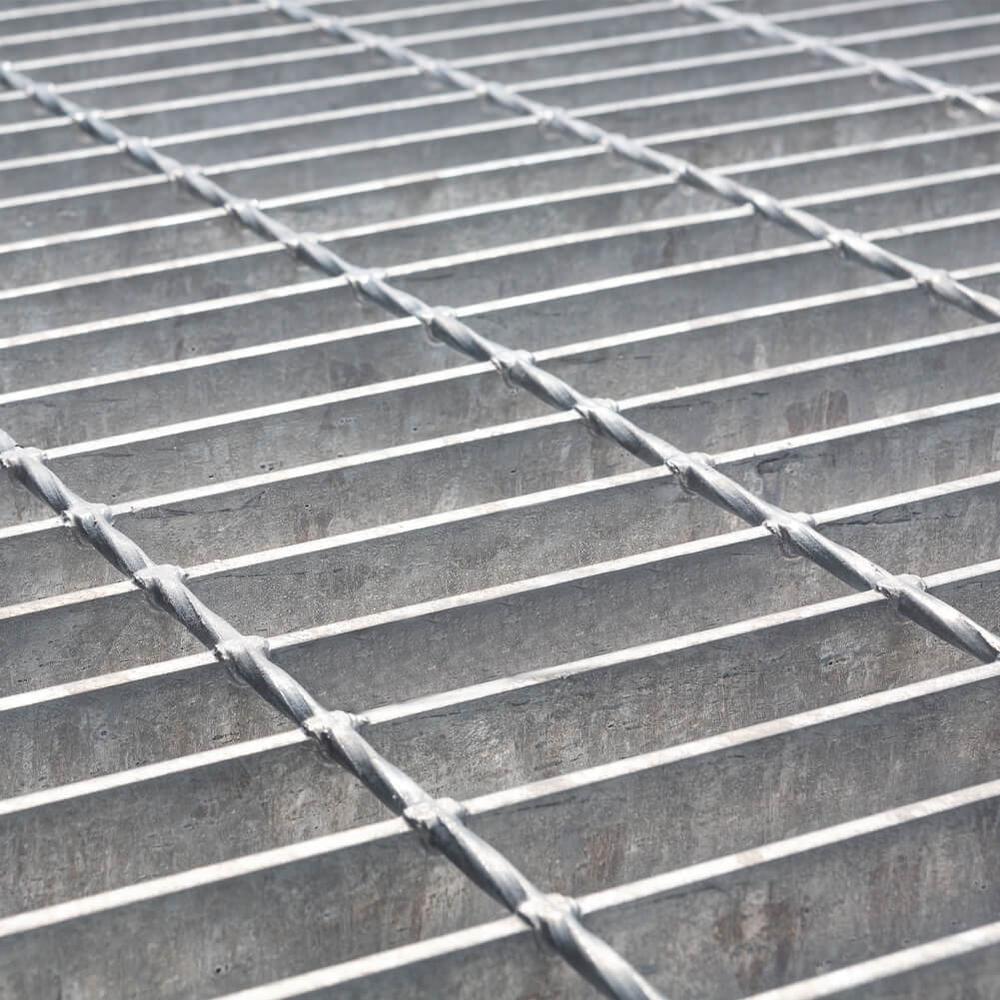 Galvanised open steel flooring grating panel 30x3mm bearer