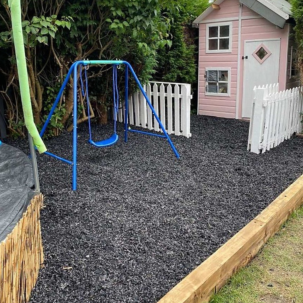Playground rubber chippings in domestic play area